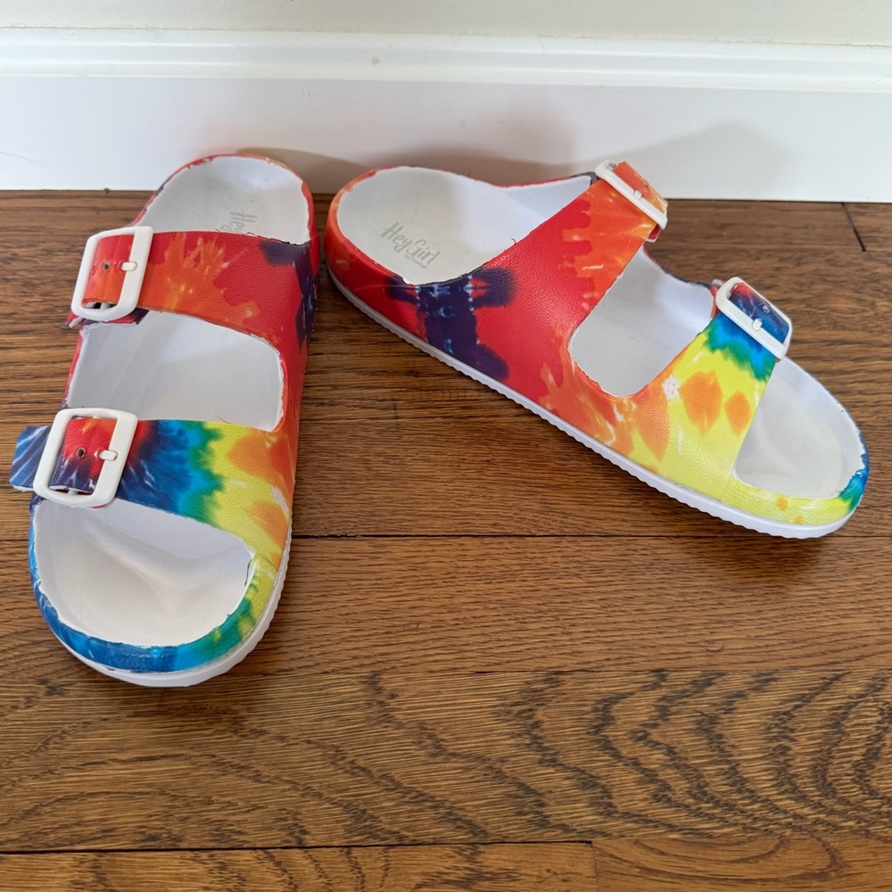 Corky’s Hey Girl Tie Dye sandals, size 8